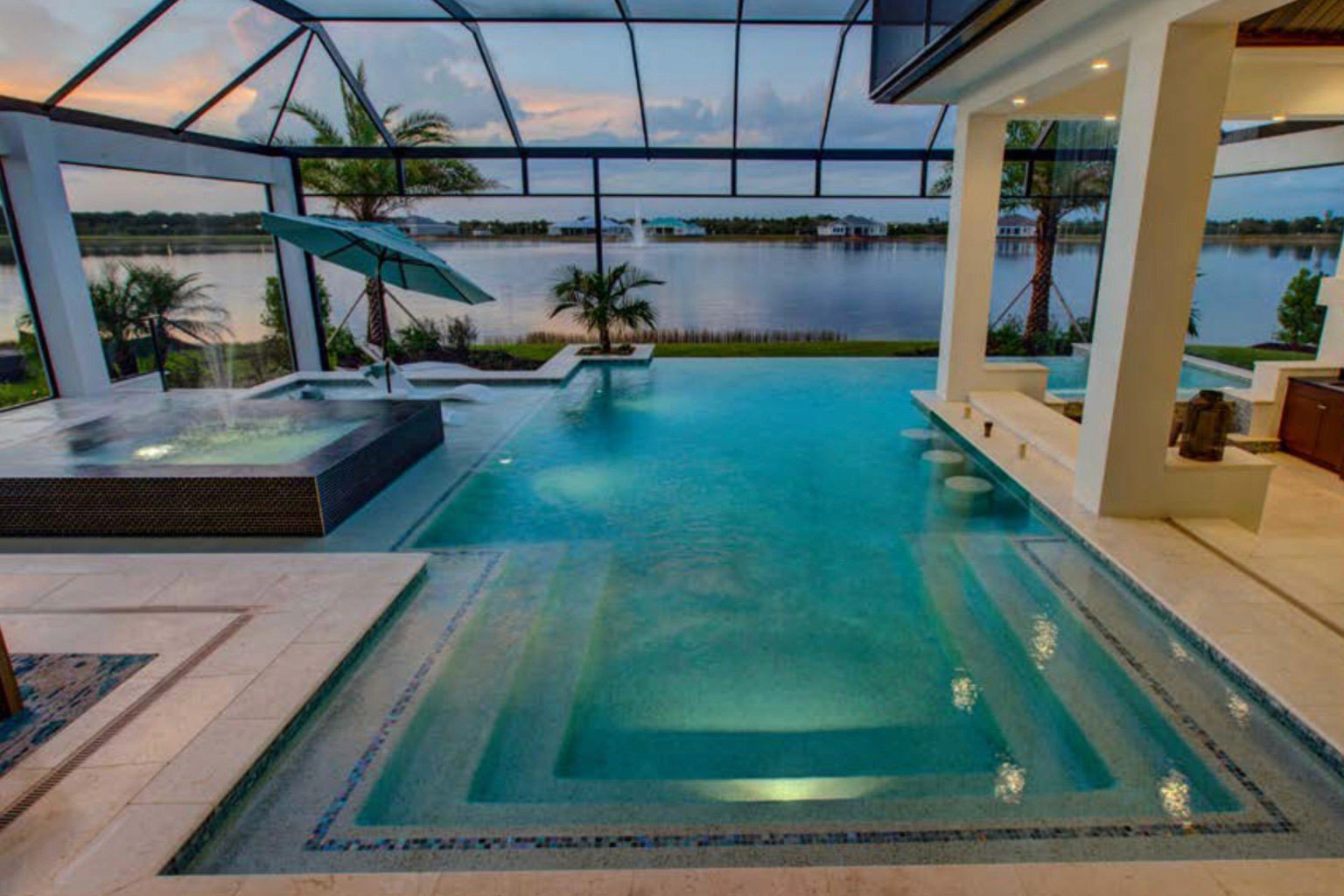 Modern pool featuring White Pearl